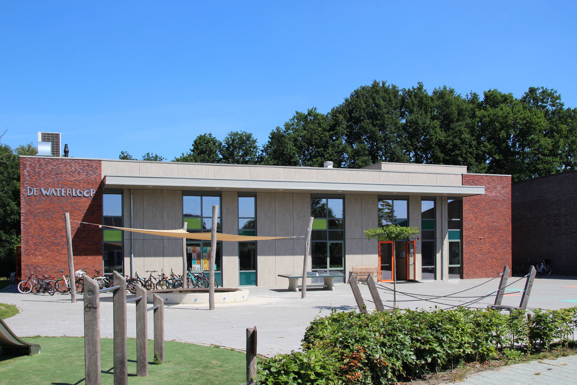 Waterloop 4 - van Montfort